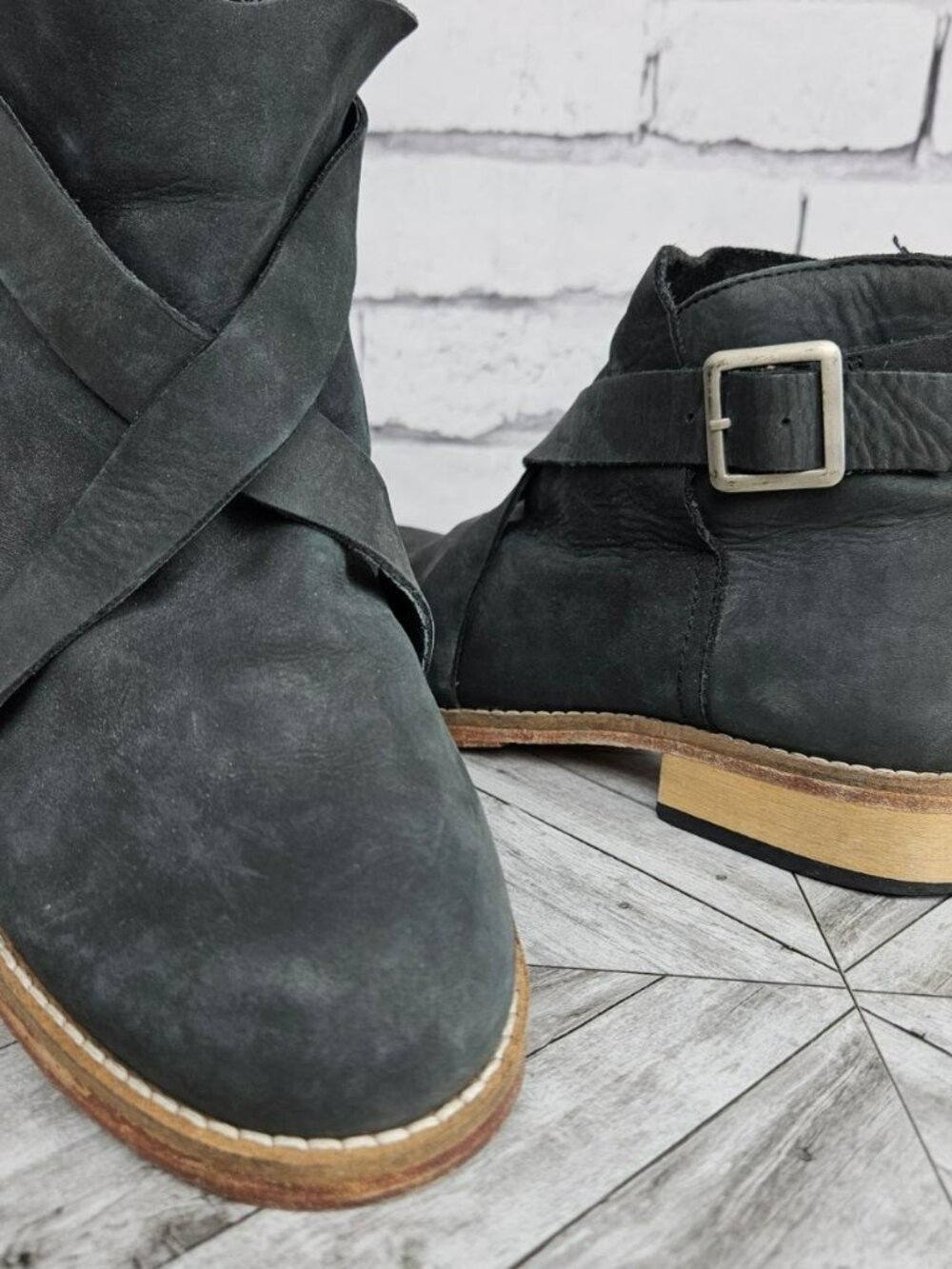 Free People Black Leather Ankle Boots Size 36 US 5.5 or 6 Womens Booties Shoes